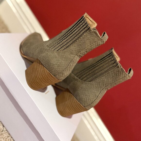 Ankle Boots - Picture 5 of 5